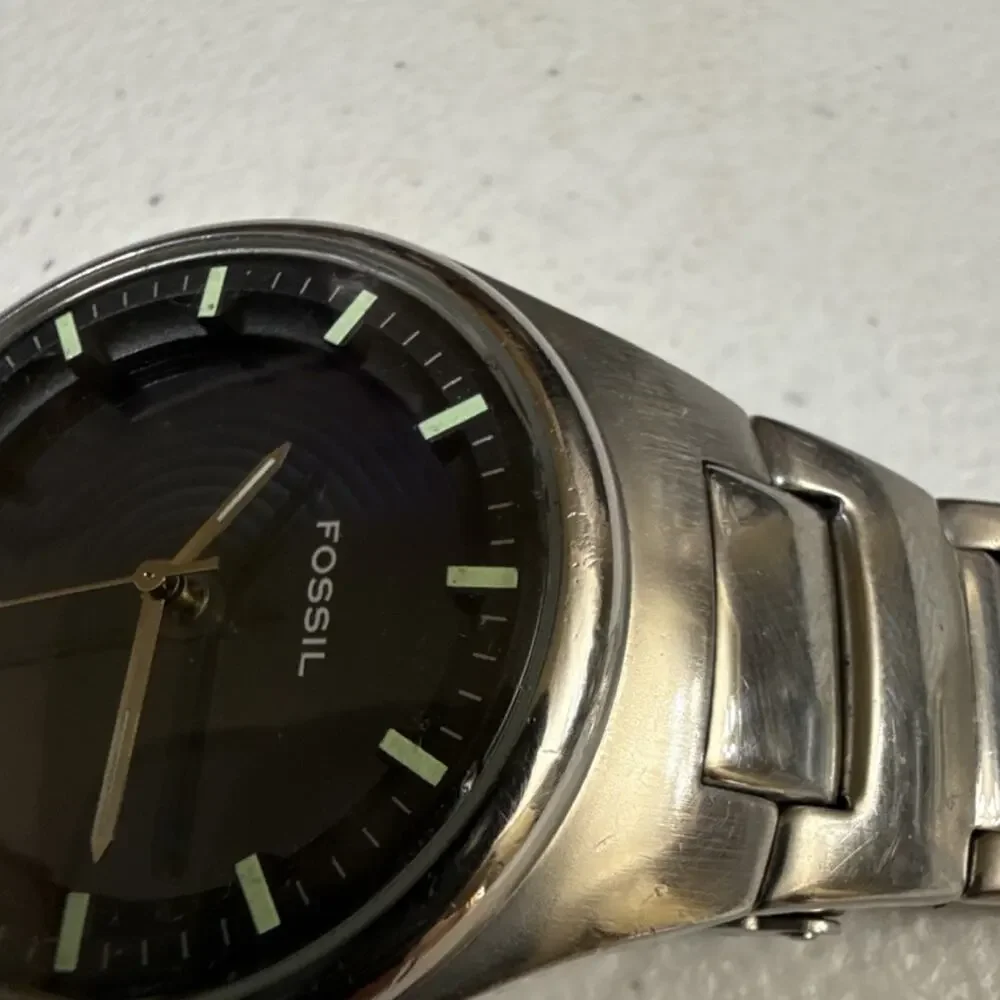Fossil up sale